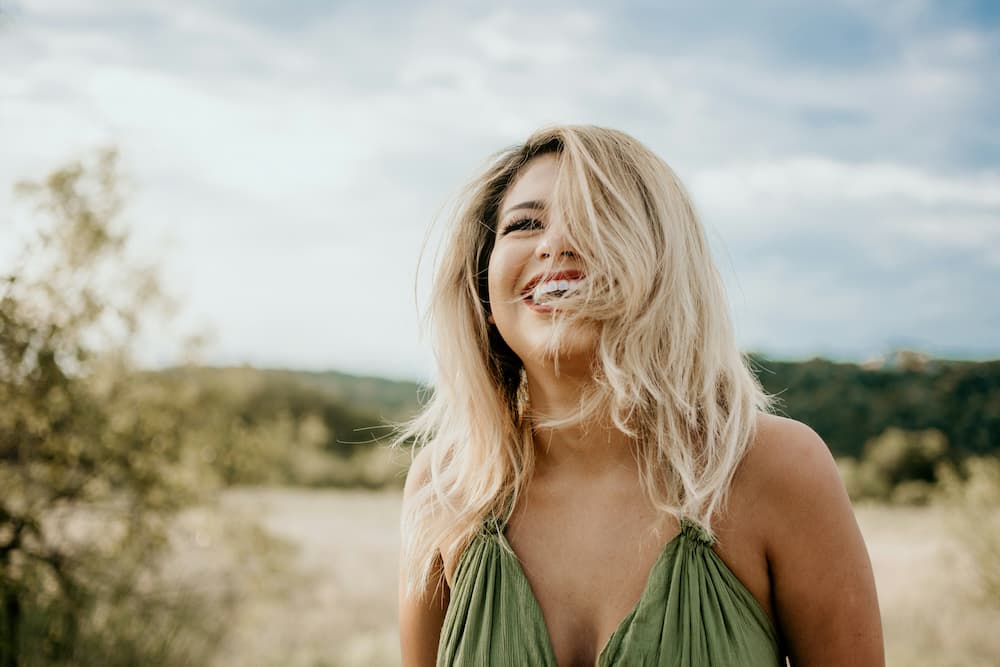 What’s the Secret to Making a Girl Laugh?